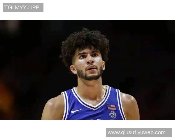 布泽尔儿子杜克季前赛表现惊艳狂砍24分23板再送盖帽接连高分展现潜力